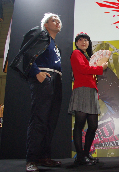 アークシステムワークスブース 東京ゲームショウ2011 一般公開日二日目 コスプレ撮影会写真を掲載 うしじまいい肉さんもゲストで登場